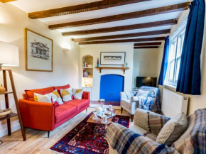 Pass the Keys Cosy 2 bedroom Victorian Cottage
